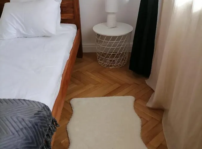 09puzzlesuites Bucharest